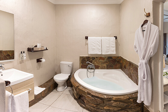 Safaris Down South - Standard Luxury Cottages