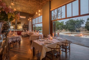 Becks Safari lodge banner