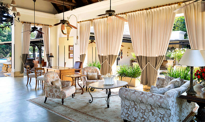 Feature Roysl Livingstone 3